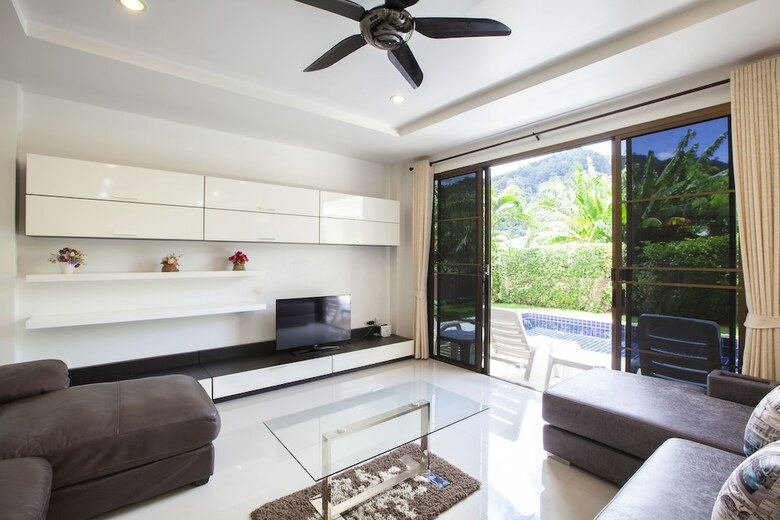 Pool Villa 3 Bedrooms Mountain View