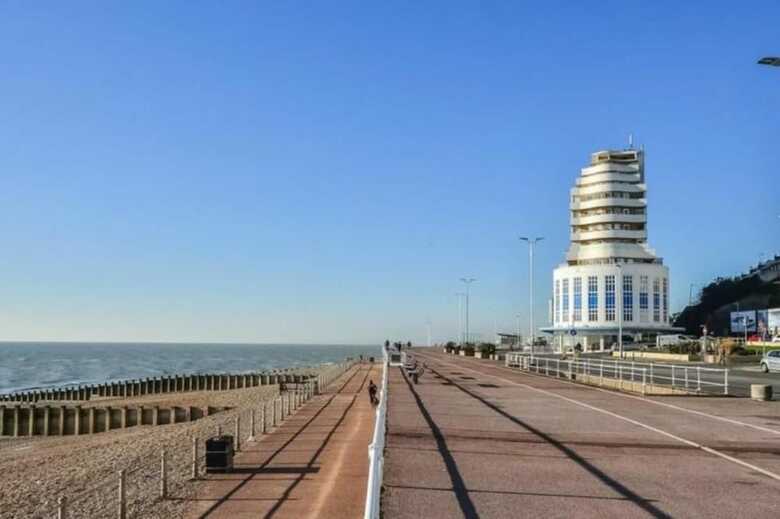 St Leonards Seaside Apartment