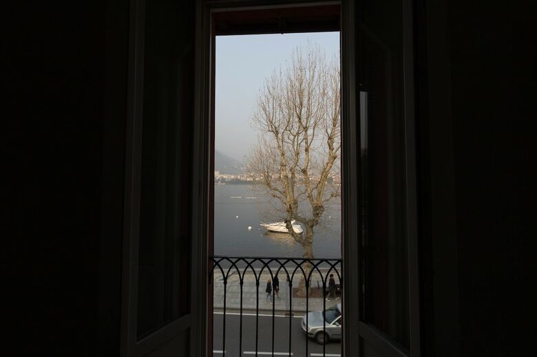 Lungolago Apartment