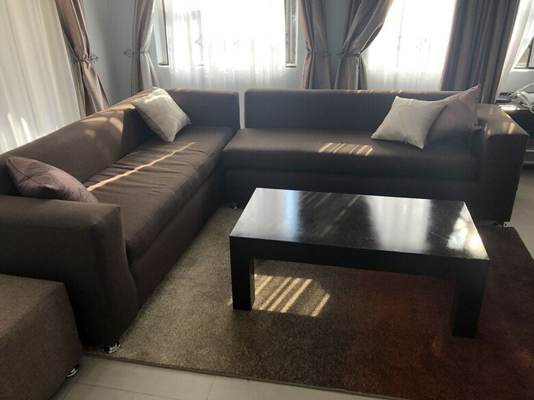 Acacia Place