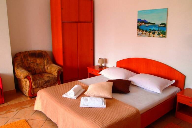 Hotel Apartments Dany