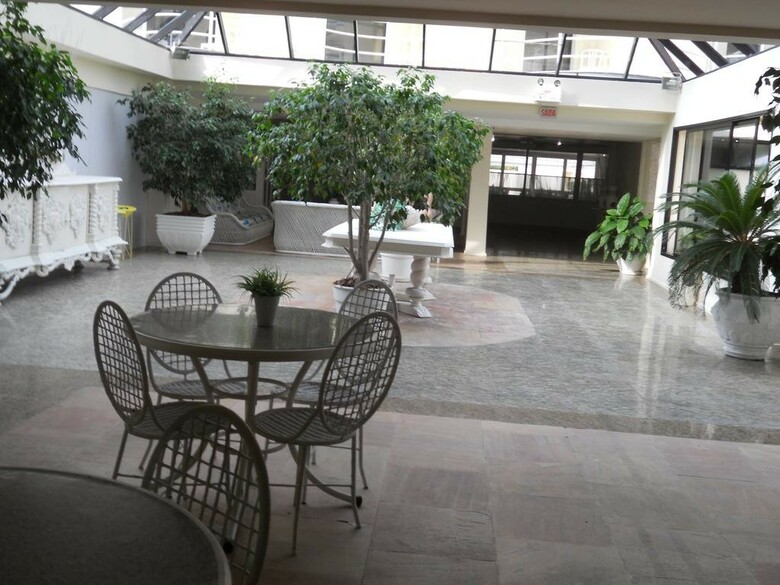 Hotel Praia Brava