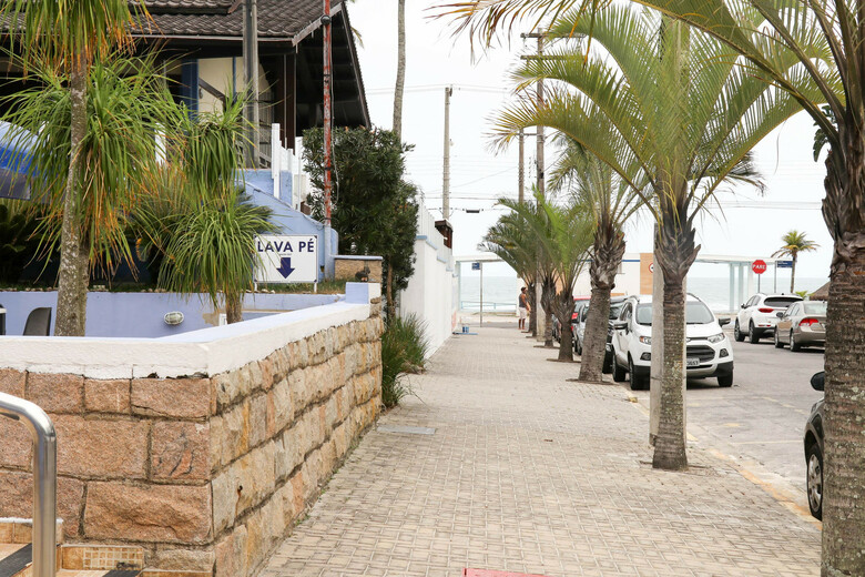 Charme Hotel Guaruj�