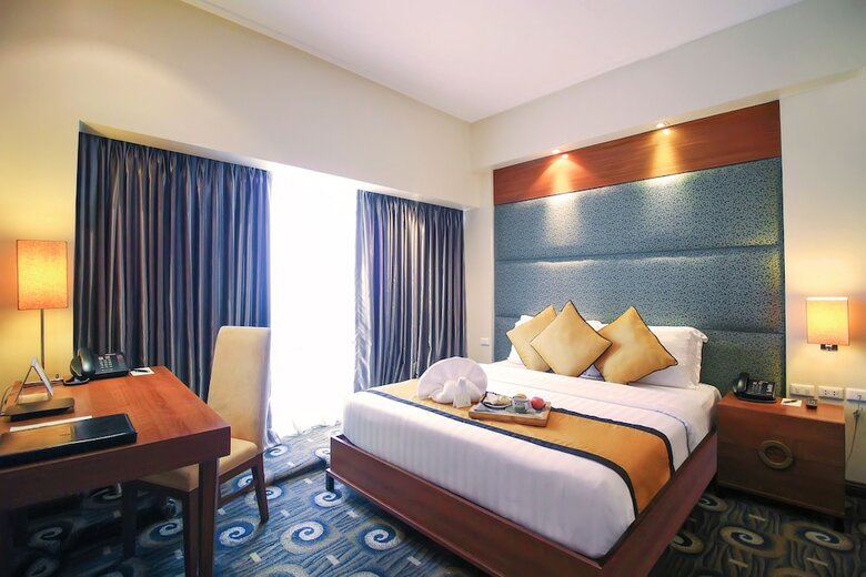 Makati Palace Hotel
