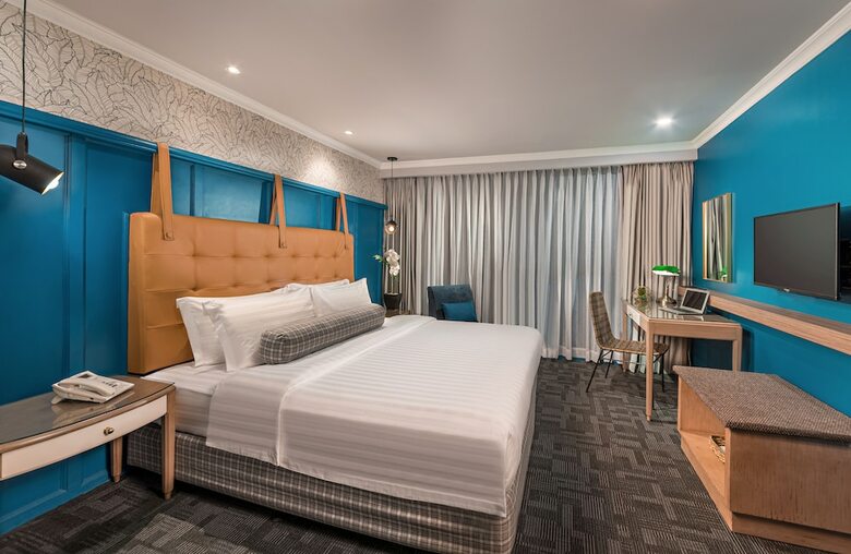 Makati Palace Hotel