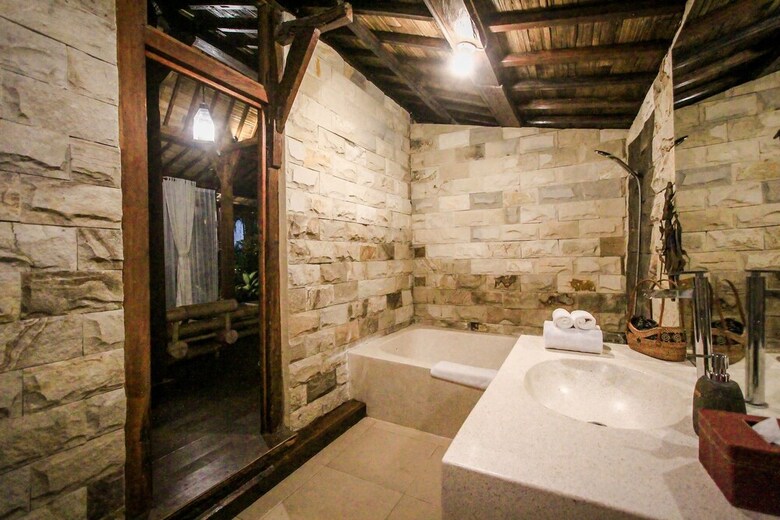 Bed & Breakfast Keramas Sacred River Village