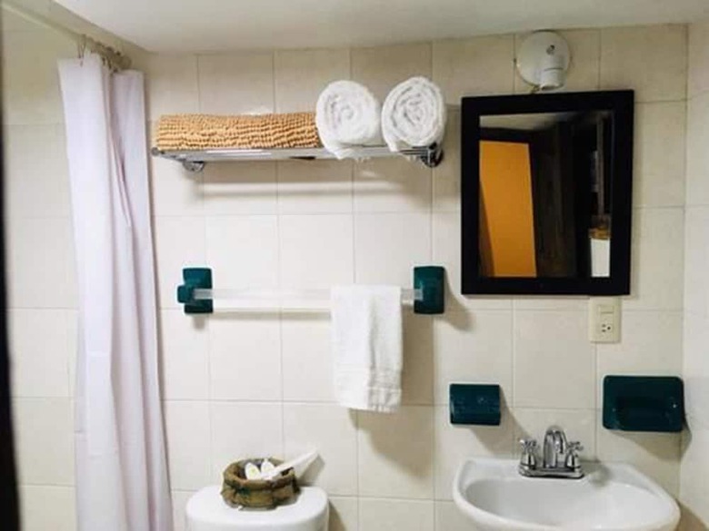 Bed & Breakfast Posada Ocho Barrios