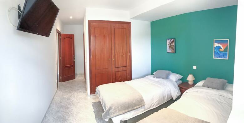 Bed & Breakfast Hostel El Pico de Santillana