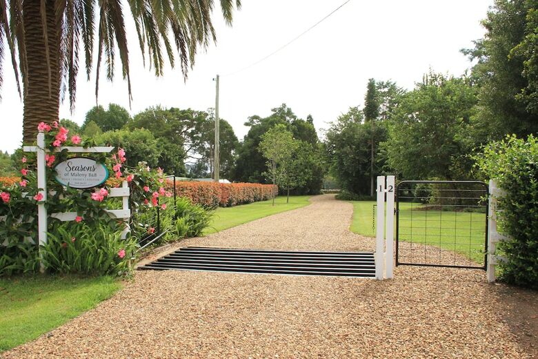 Hotel Seasons Of Maleny B&B