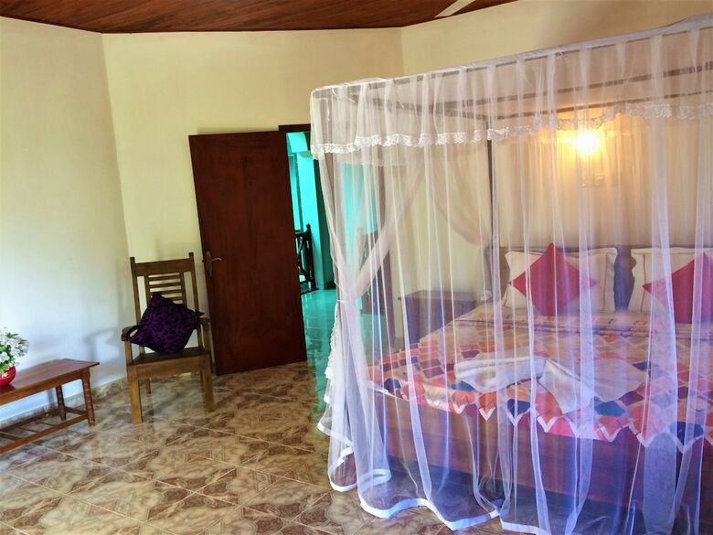 Villa Three Shades