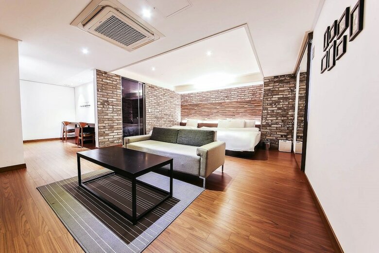 Bundang Regency Hotel