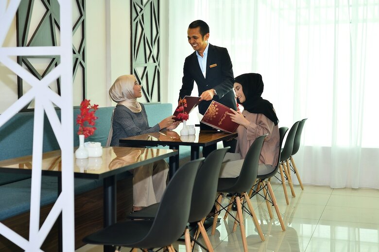 Tf Riverside Hotel