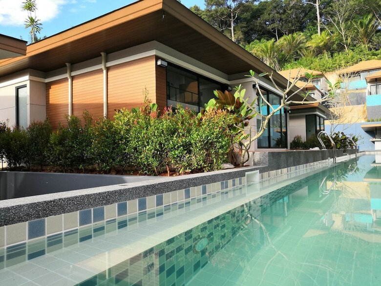 Hotel Chermantra Aonang Resort And Pool Suite
