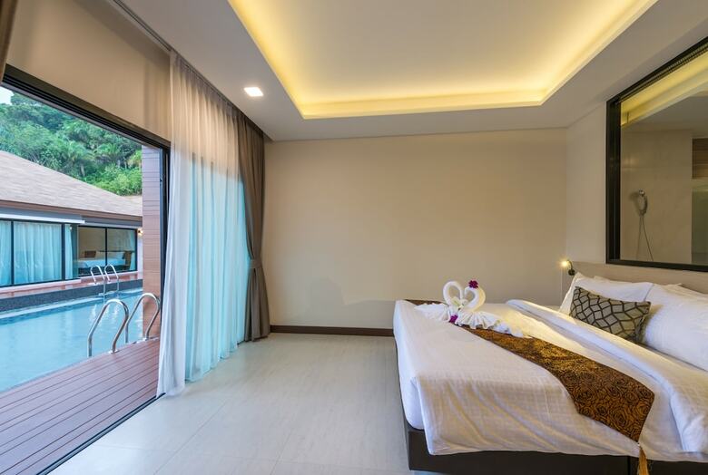 Hotel Chermantra Aonang Resort And Pool Suite