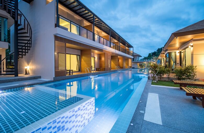 Hotel Chermantra Aonang Resort And Pool Suite