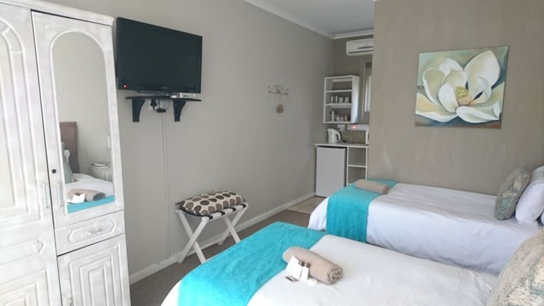 Hotel Indigo Moon Guesthouse