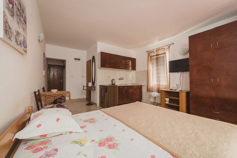 Aparthotel Apartments Andjela