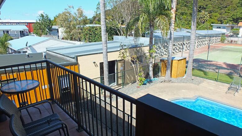 Hostal Bay Adventurer
