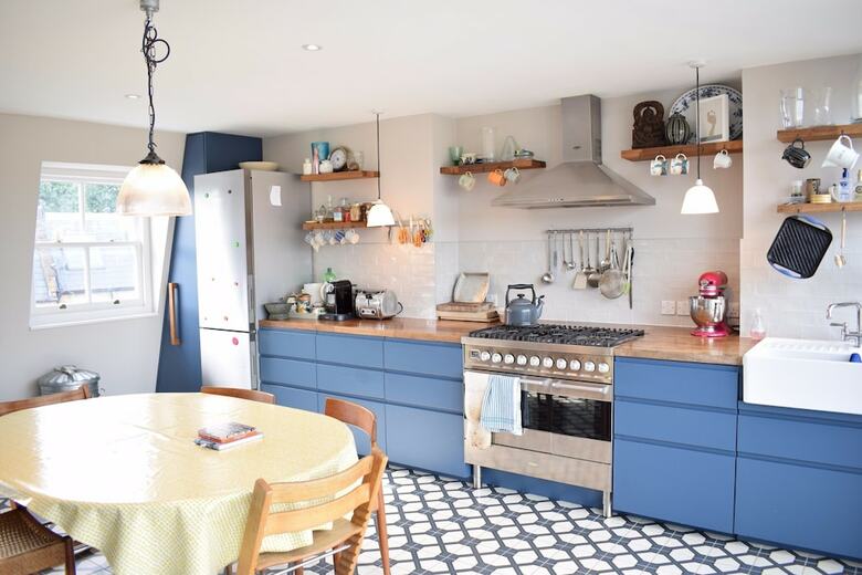 2 Bedroom Family Home In Hammersmith