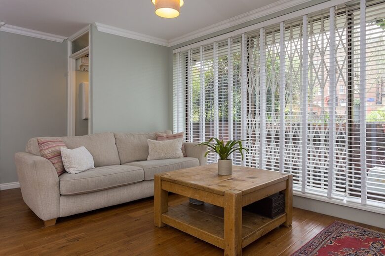 1 Bedroom Apartment In Somers Town