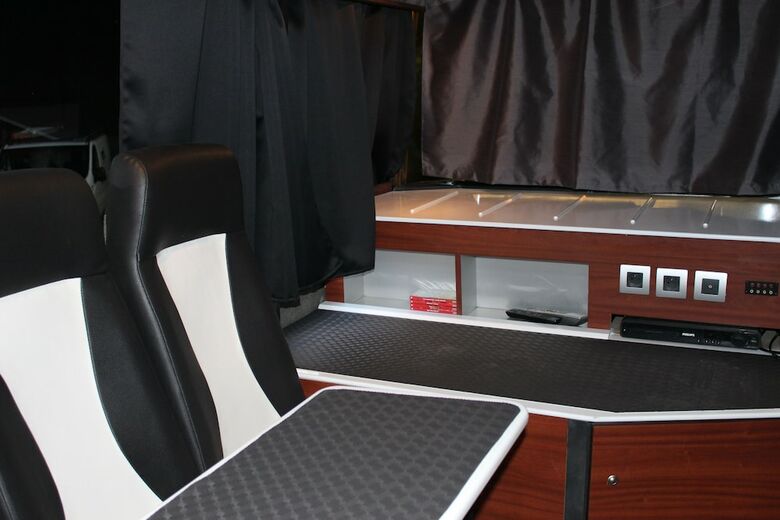 Hostal Les Cars Hotels