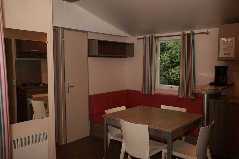 Camping Domaine Du Cros D'auzon