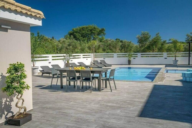 Ostria Luxury Villa