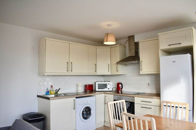 Spacious 2 Bedroom Apartment In Central Dublin