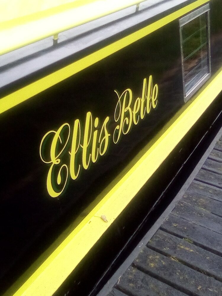 Ellis Belle