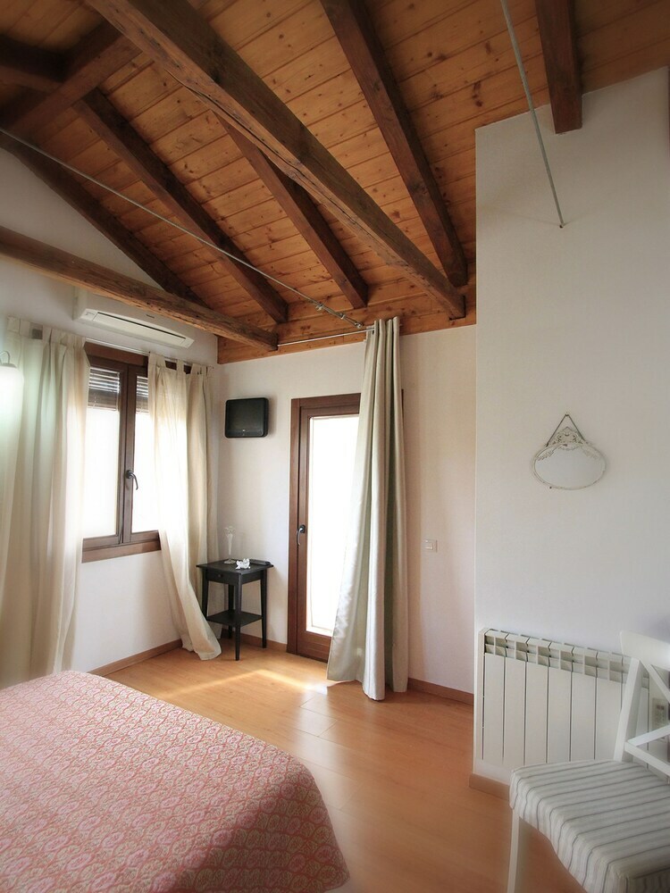 Apartamentos Toledo Suite