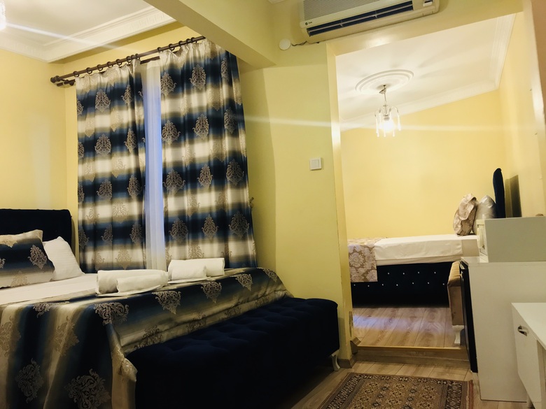 La Mer Boutique Hotel