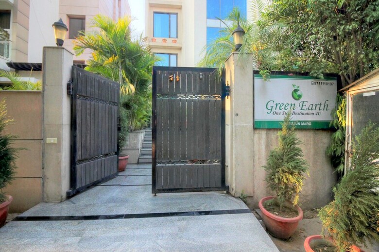 Hotel Green Earth