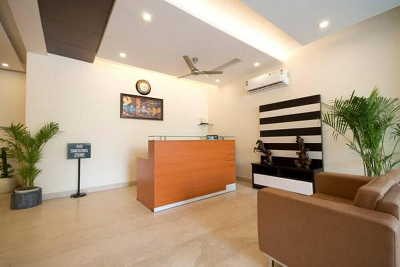Hotel Green Earth - Sushant Lok