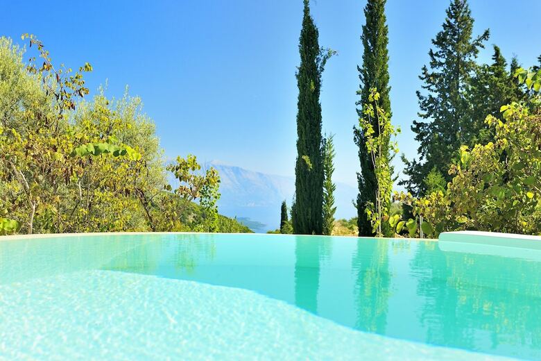 Villa Ermis- Mounty Island Villas
