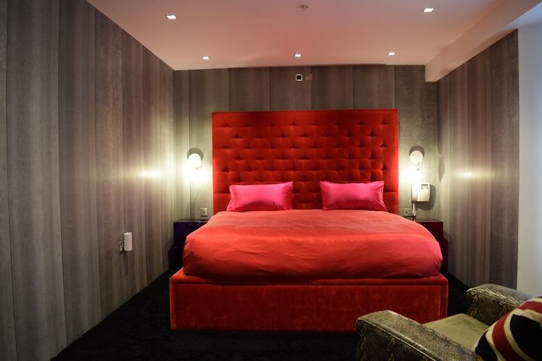 Modern 3 Bedroom Apartment In Soho