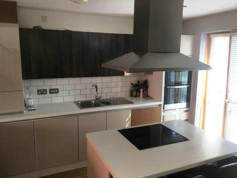 Modern 3 Bedroom House In Central Manchester