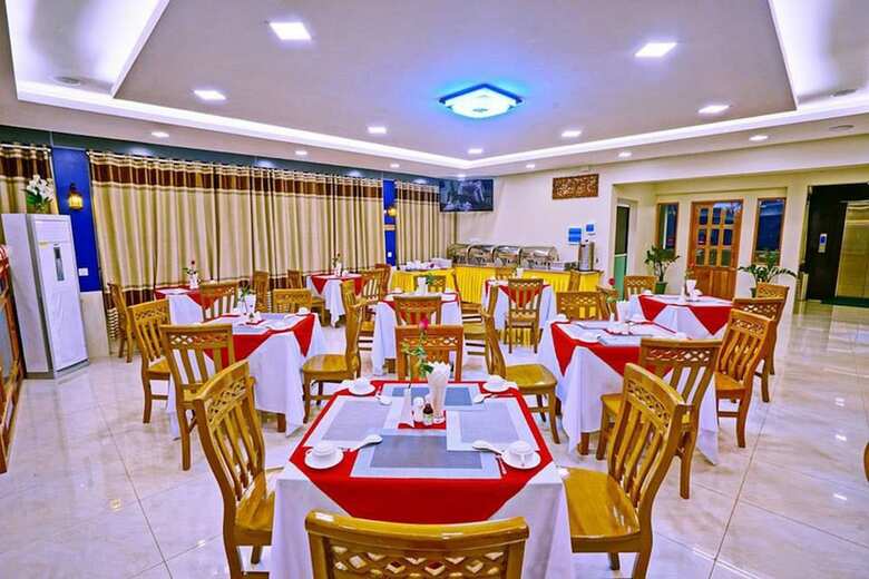 Moon Light Hotel