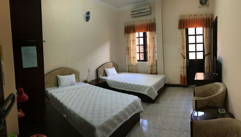 Huong Phong Hotel