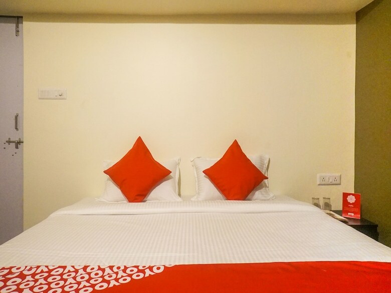 Hotel Oyo 13612 Pk Residency