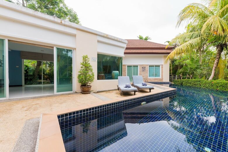Hotel Lespalm Waterfall Pool Villa