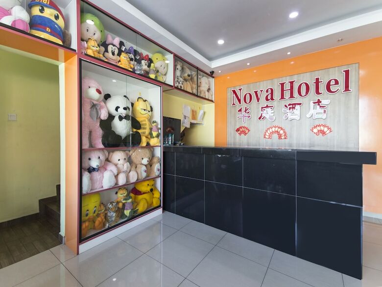 Oyo 43934 Nova Hotel