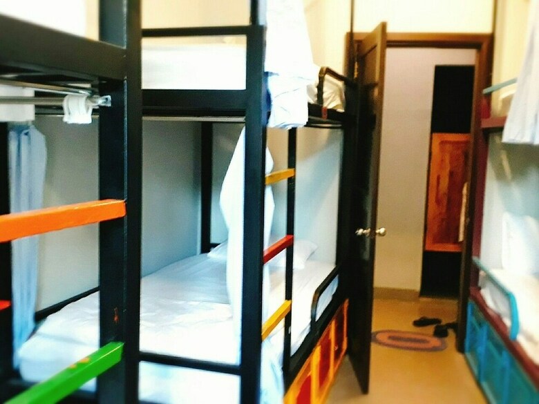 Hostal 4sisters Hostel