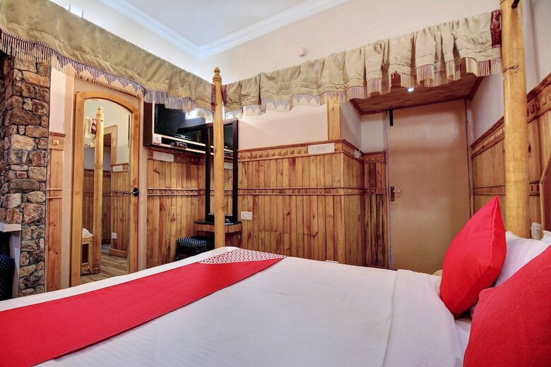 Hotel Oyo 1611 Pine Borough Inn