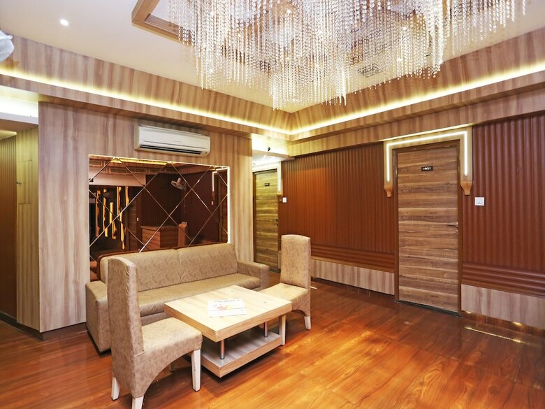 Capital O 3844 Hotel Kd Palace