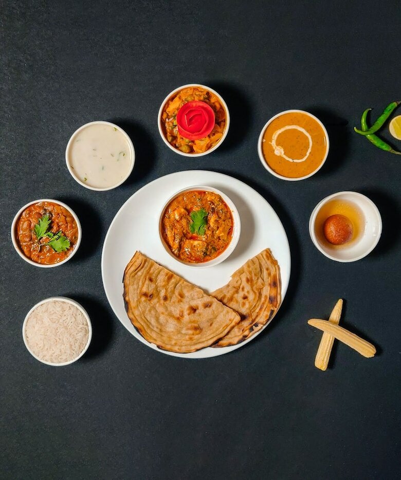 Oyo 22792 Hotel Jayratna