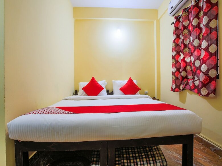 Hotel Oyo 22418 Frank Rooms