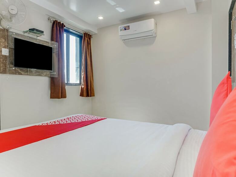 Oyo 22571 Hotel Sarathi