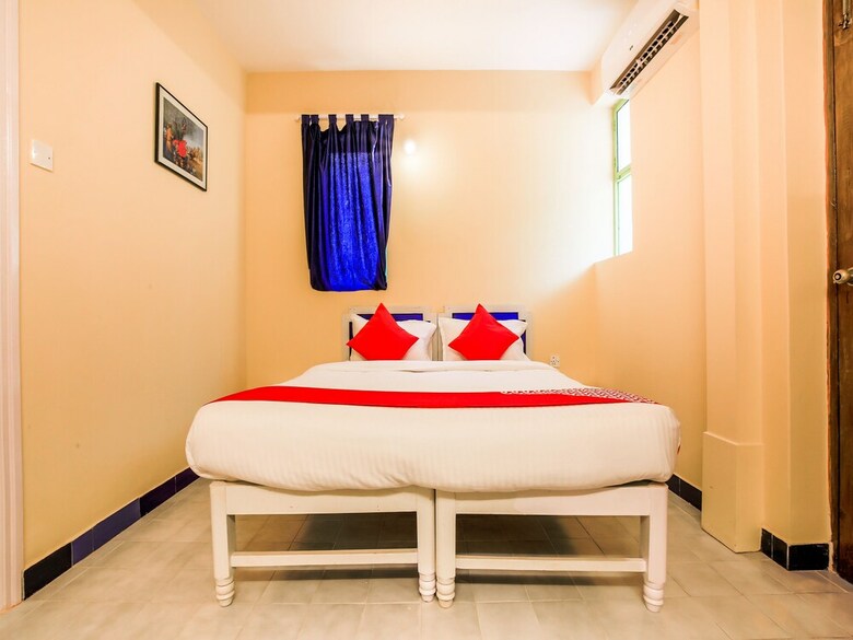 Hotel Oyo 776 Royal Heritage