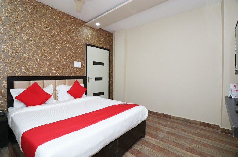 Hotel Oyo 23139 Natraj Inn
