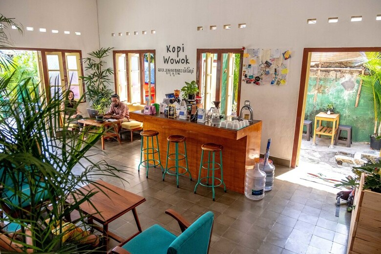 Hostal Snooze Guesthouse Yogyakarta - Hostel
